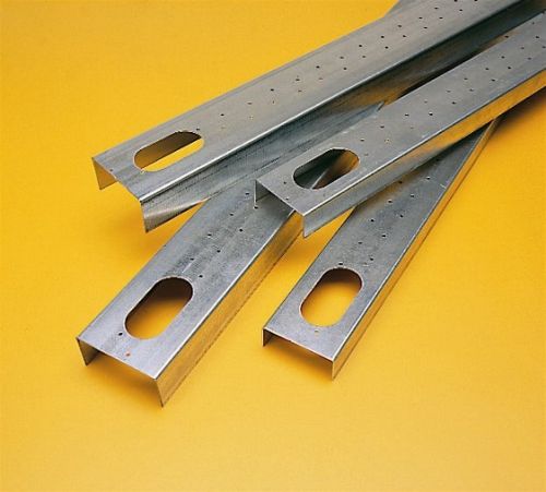 Dachlattenverlängerungen: Effiziente Lösung für nachträgliche Dämmung