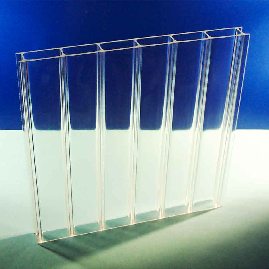 **HIGHLUX® Stegplatten farblos 16 mm – Robuste und langlebige Bedachung für jede Anwendung**